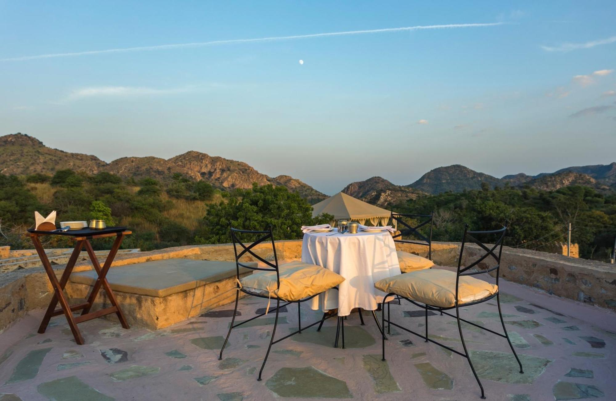 烏代浦Manmatha A Luxury Retreat住宿加早餐旅馆 外观 照片